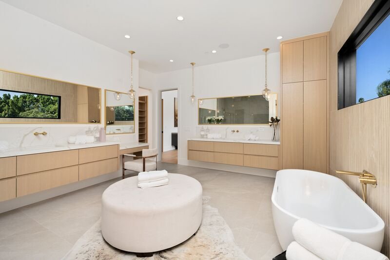 Baño moderno restaurado de casa en venta en Puebla